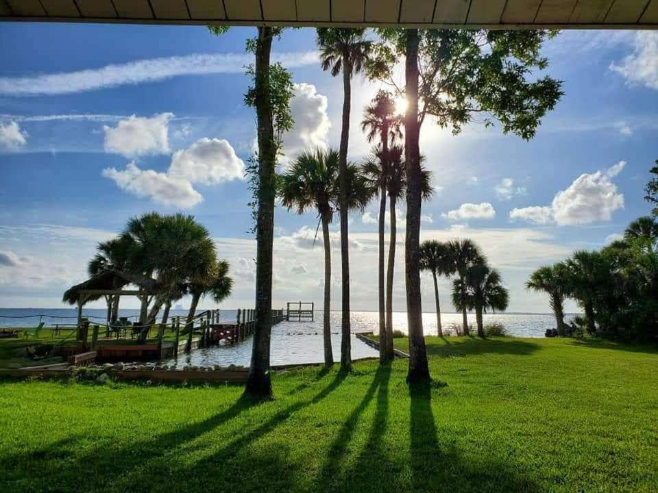 Nasa Waterfront Dolphin Suite Titusville Εξωτερικό φωτογραφία